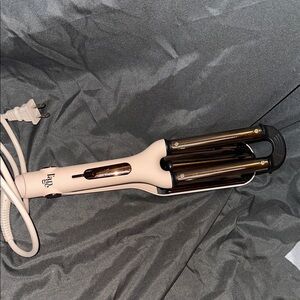 LANGE Le Vogue Titanium Deep Waver 
3 Barrel